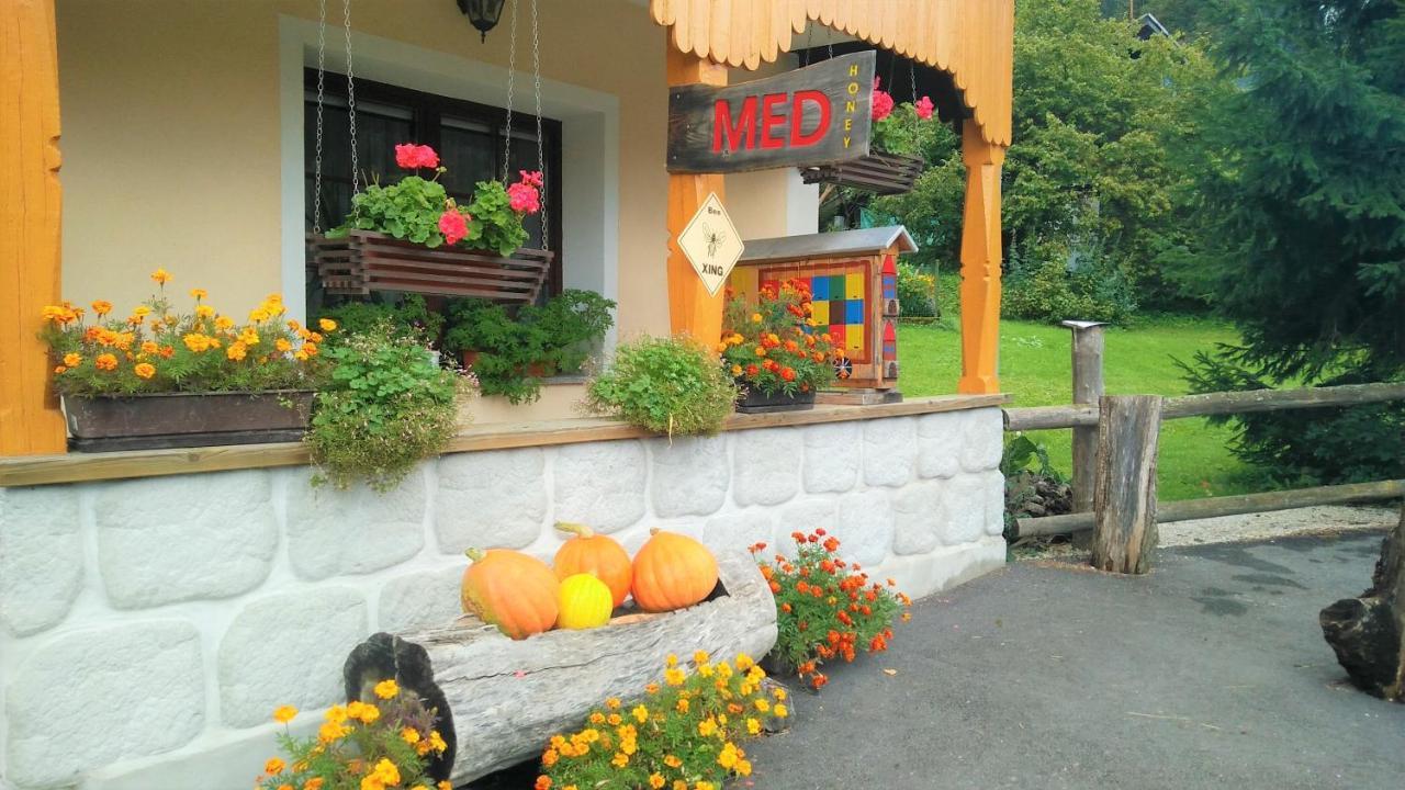 Homestead Zatrnik Near Bauernhof *